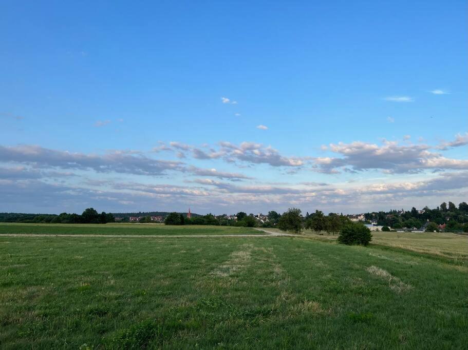 Sonnige 2-zimmer Unterm Dach Heroldsberg